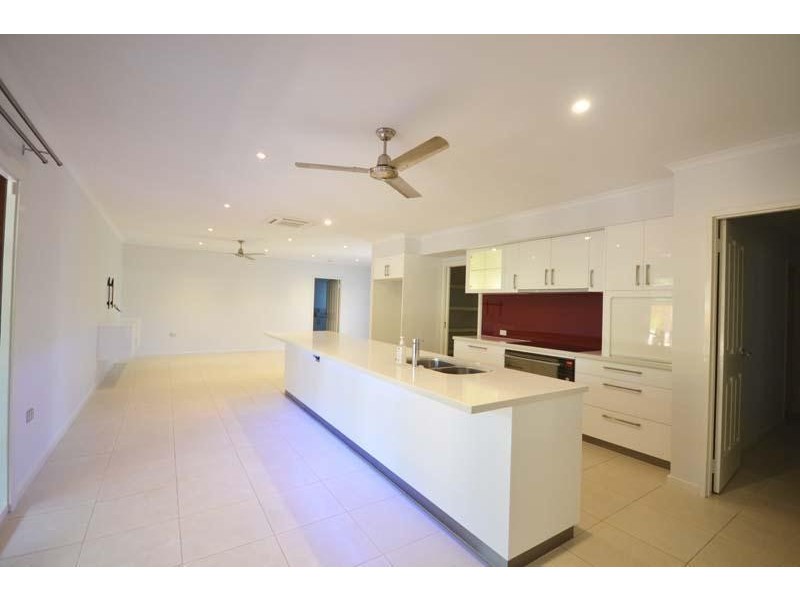 14 Piggott Way, Broome WA 6725