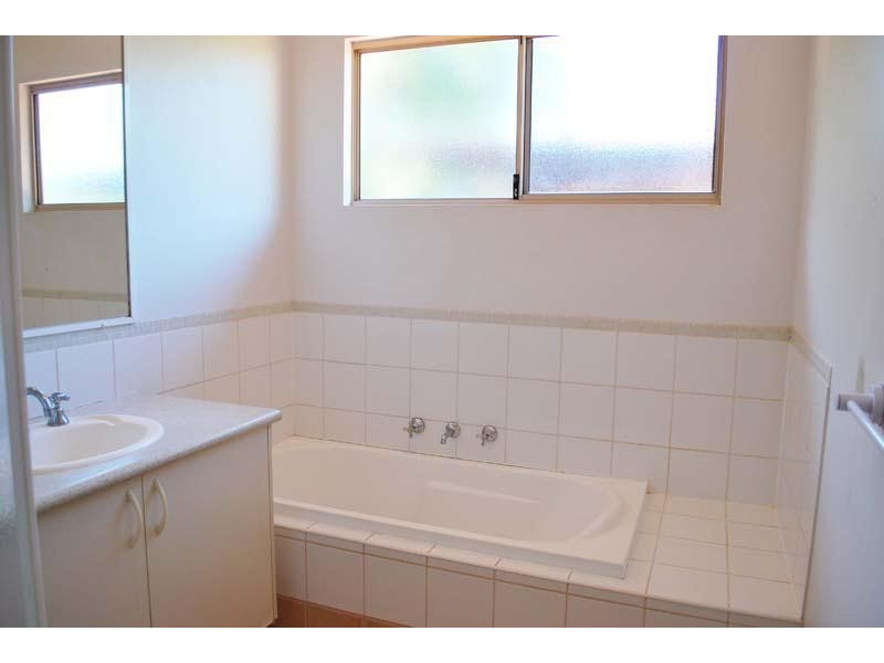 12 Dalgyte Road, Djugun WA 6725