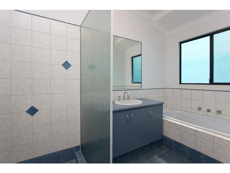 5 Bowerbird Loop, Djugun WA 6725