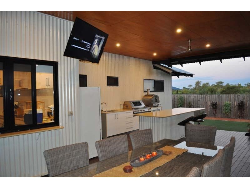 6 Shiosaki Brace, Bilingurr WA 6725