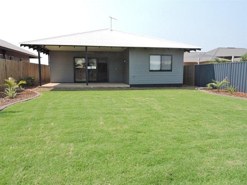 4 Yako Mall, Bilingurr WA 6725