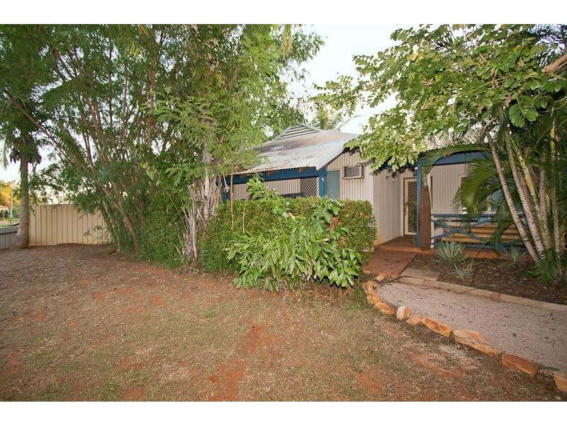 5 Manado Court, Cable Beach WA 6726