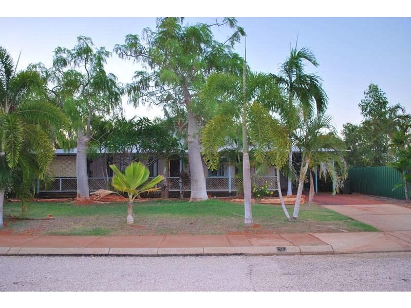 9 Macnee Court, Cable Beach WA 6726