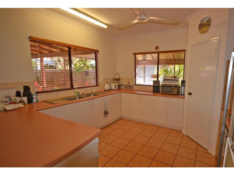 16 Goshawk Loop, Djugun WA 6725