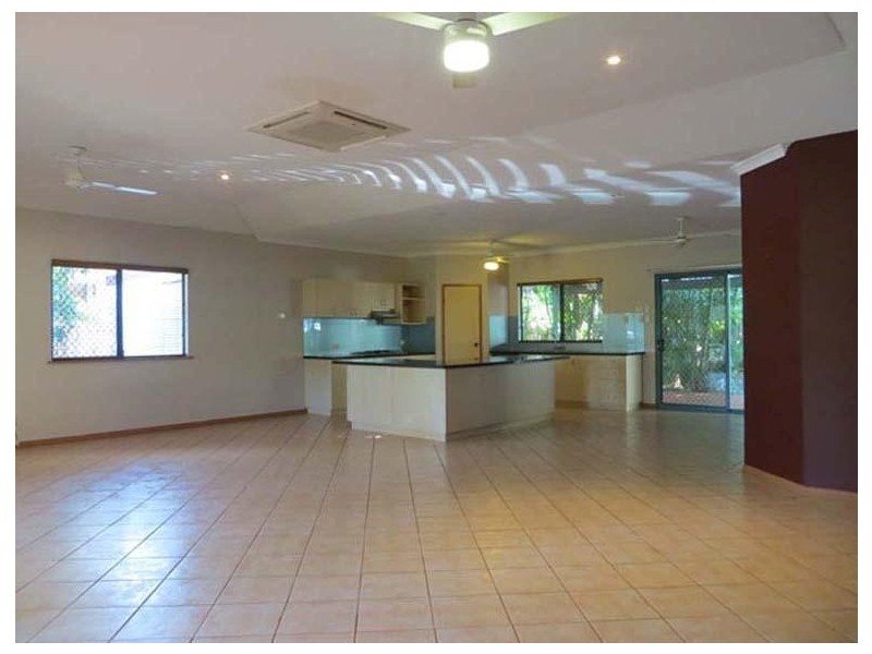 11 Bowerbird Loop, Djugun WA 6725