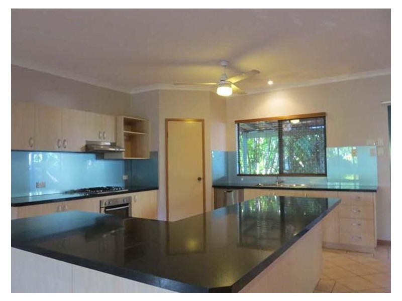 11 Bowerbird Loop, Djugun WA 6725