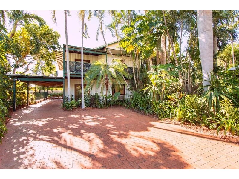 3A Hawkes Place, Cable Beach WA 6726