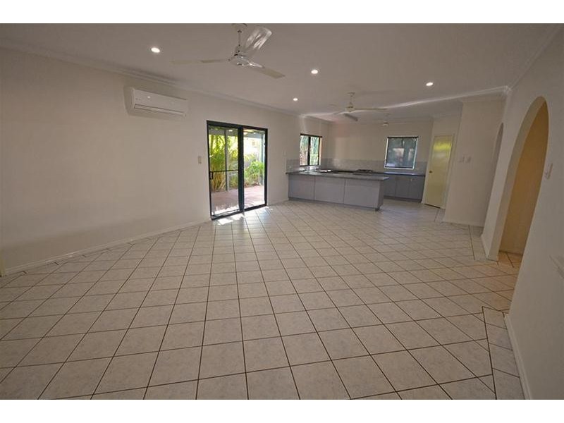 15 Bowerbird Loop, Djugun WA 6725