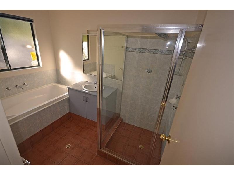 15 Bowerbird Loop, Djugun WA 6725