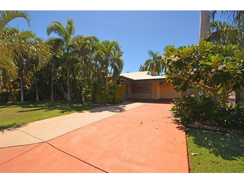 15 Bowerbird Loop, Djugun WA 6725