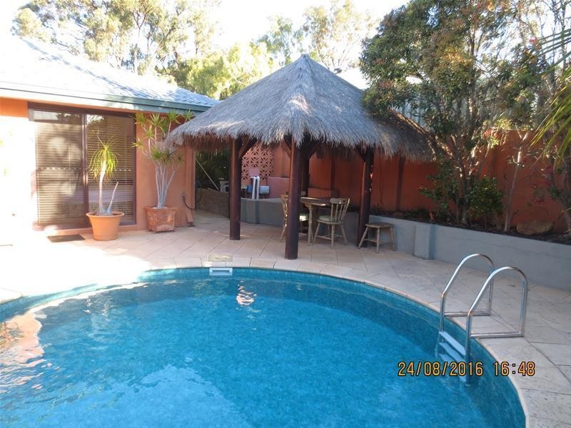 241 Camberwarra  Drive, Craigie WA 6025