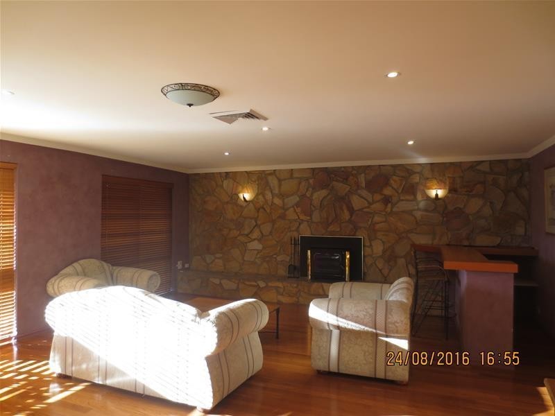 241 Camberwarra  Drive, Craigie WA 6025