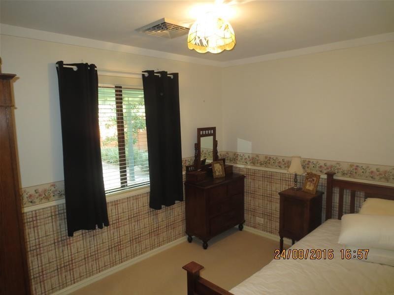 241 Camberwarra  Drive, Craigie WA 6025