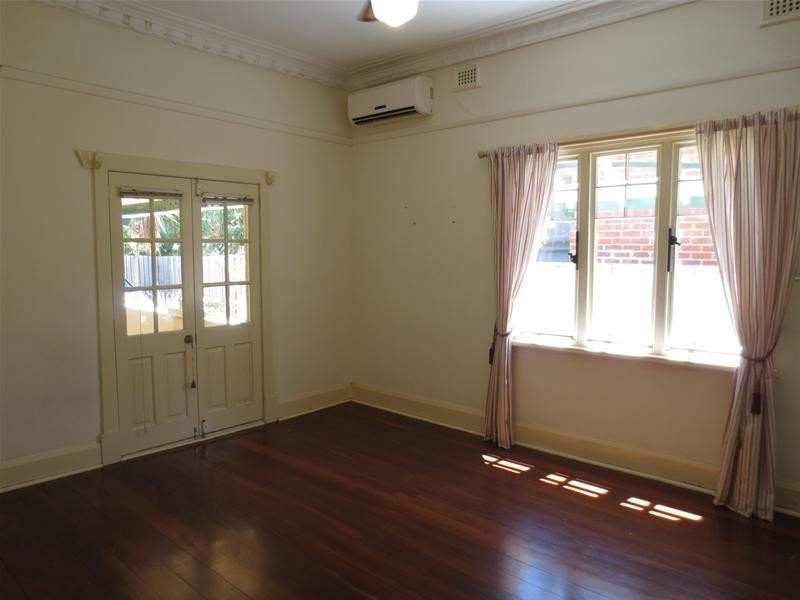 6 Tareena Street, Nedlands WA 6009