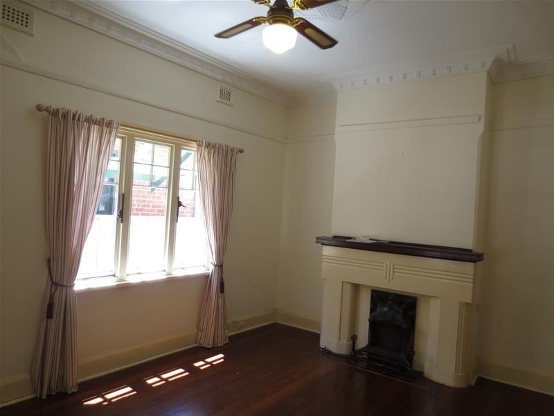 6 Tareena Street, Nedlands WA 6009