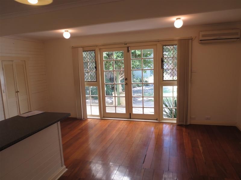 6 Tareena Street, Nedlands WA 6009