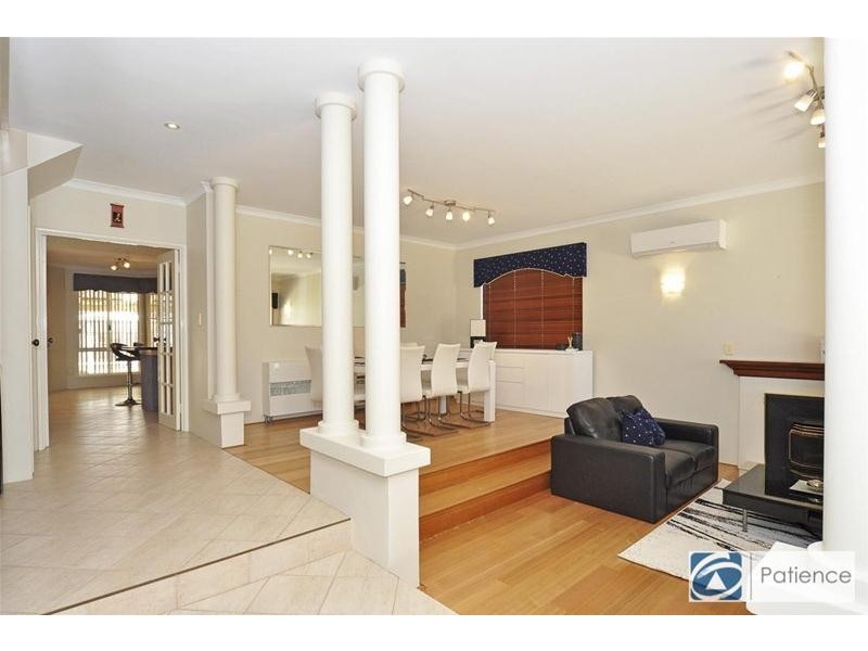 40 Christchurch Terrace, Currambine WA 6028