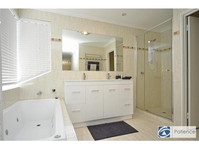 40 Christchurch Terrace, Currambine WA 6028