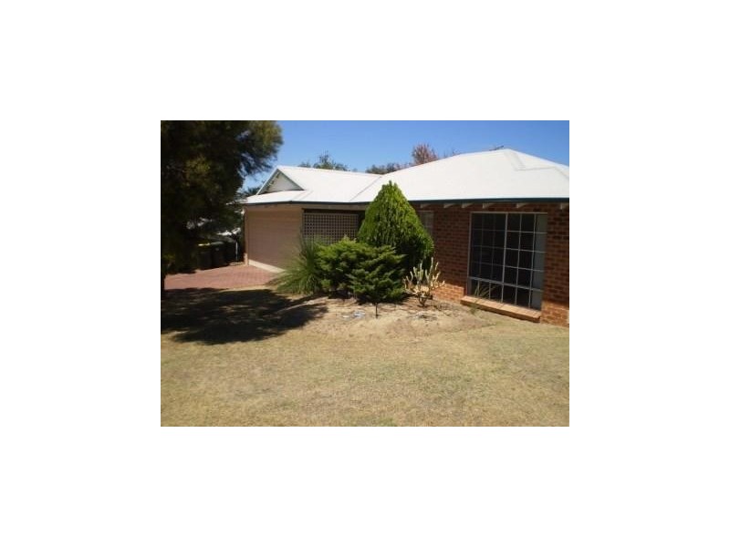 7A Quinault Loop, Joondalup WA 6027