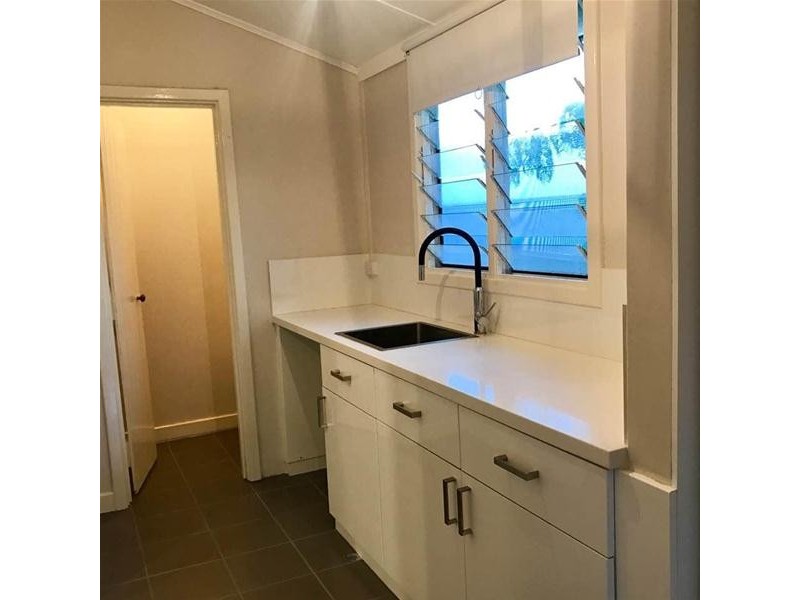 8 Fairs Street, Embleton WA 6062