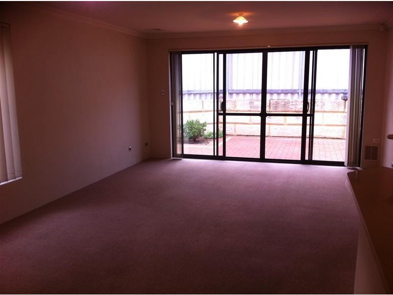 1/25 Peppering Way, Westminster WA 6061