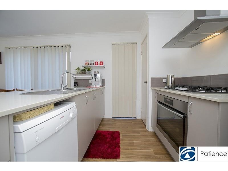 46 Leschenault Loop, Banksia Grove WA 6031