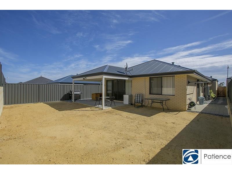 46 Leschenault Loop, Banksia Grove WA 6031