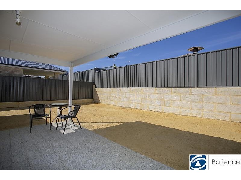 46 Leschenault Loop, Banksia Grove WA 6031