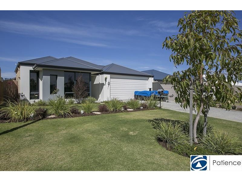 46 Leschenault Loop, Banksia Grove WA 6031