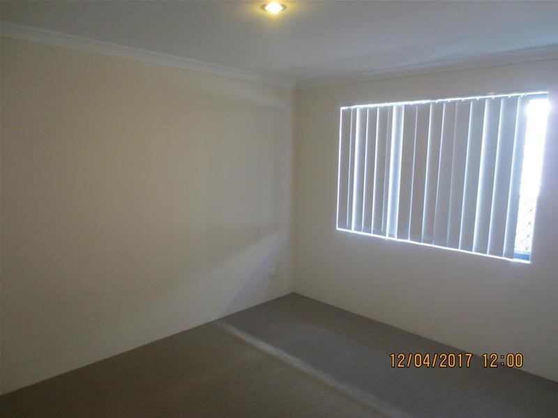 9 Menindee Road, Ellenbrook WA 6069