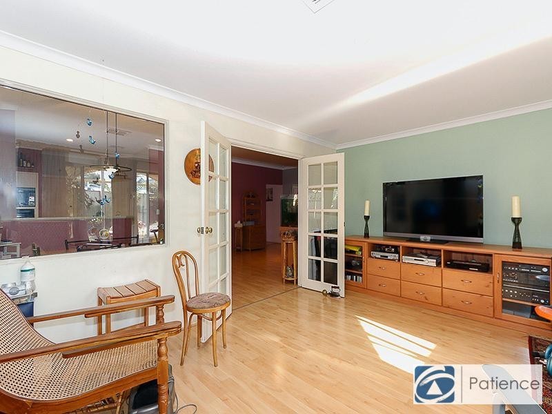 89 Lakevalley Drive, Edgewater WA 6027