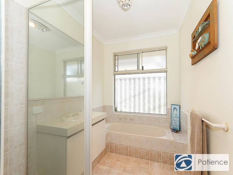 89 Lakevalley Drive, Edgewater WA 6027