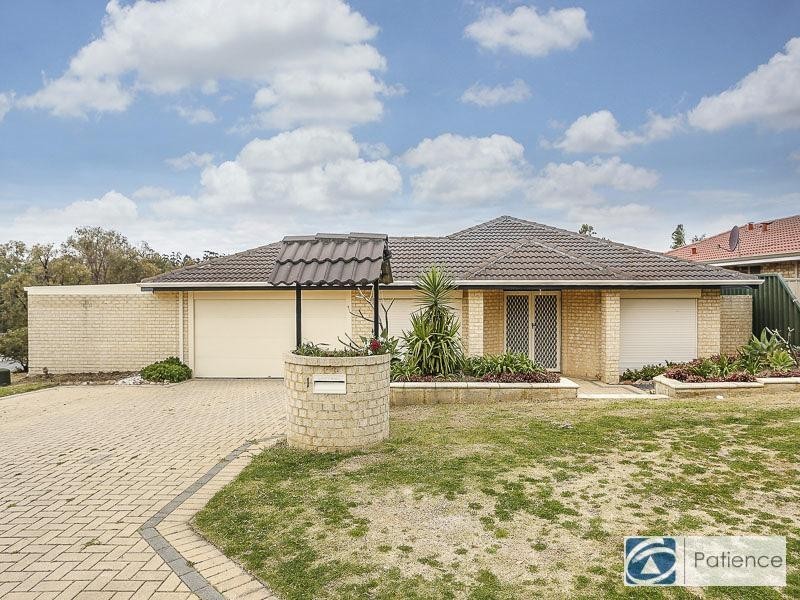 1 Frond Circuit, Banksia Grove WA 6031