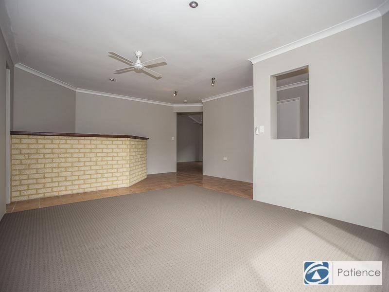 1 Frond Circuit, Banksia Grove WA 6031