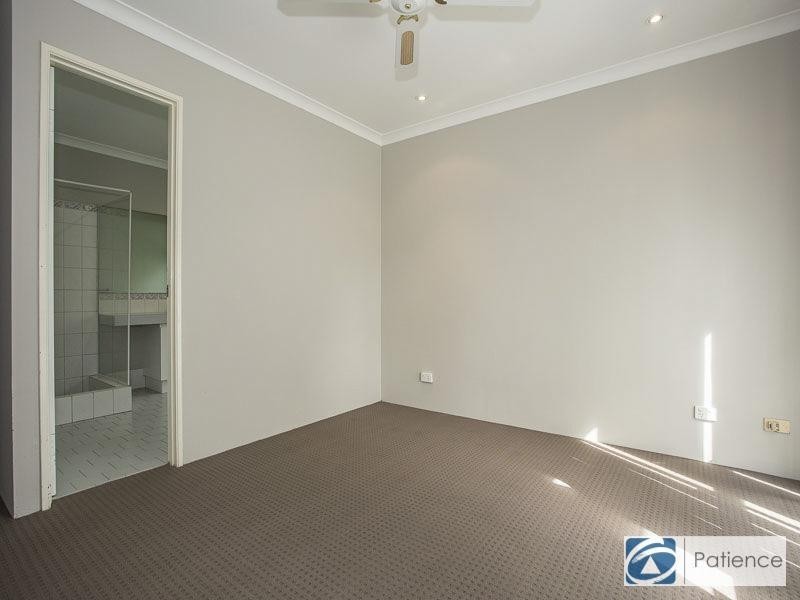 1 Frond Circuit, Banksia Grove WA 6031