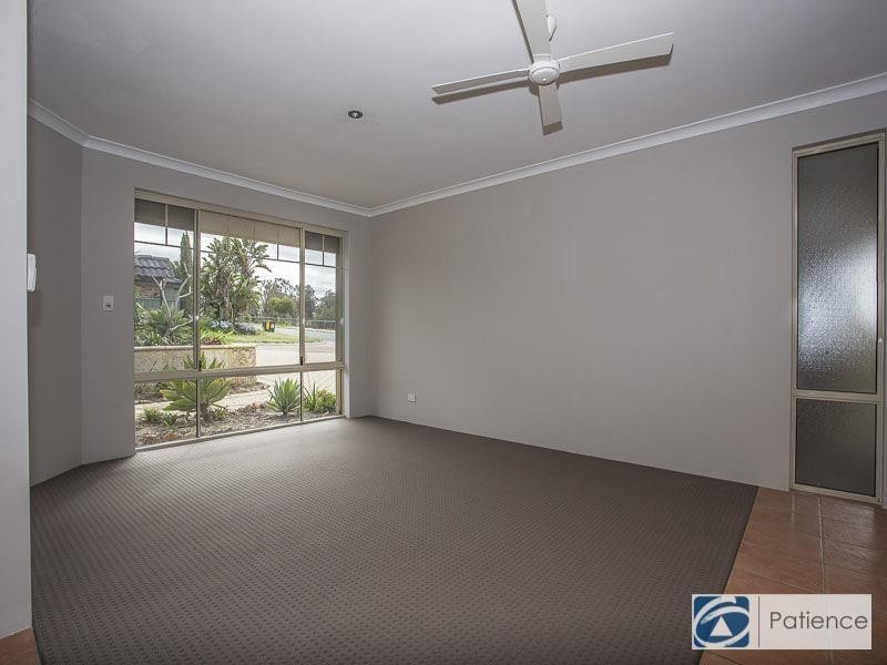 1 Frond Circuit, Banksia Grove WA 6031