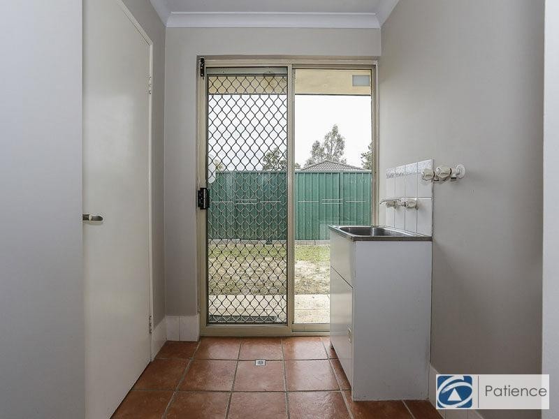 1 Frond Circuit, Banksia Grove WA 6031