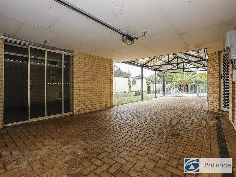 1 Frond Circuit, Banksia Grove WA 6031