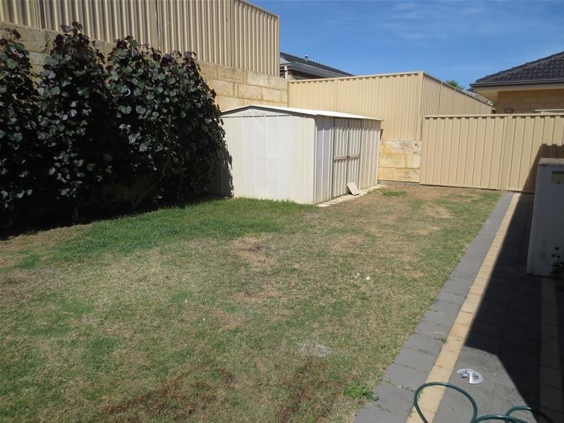 19 Tissington Drive, Darch WA 6065