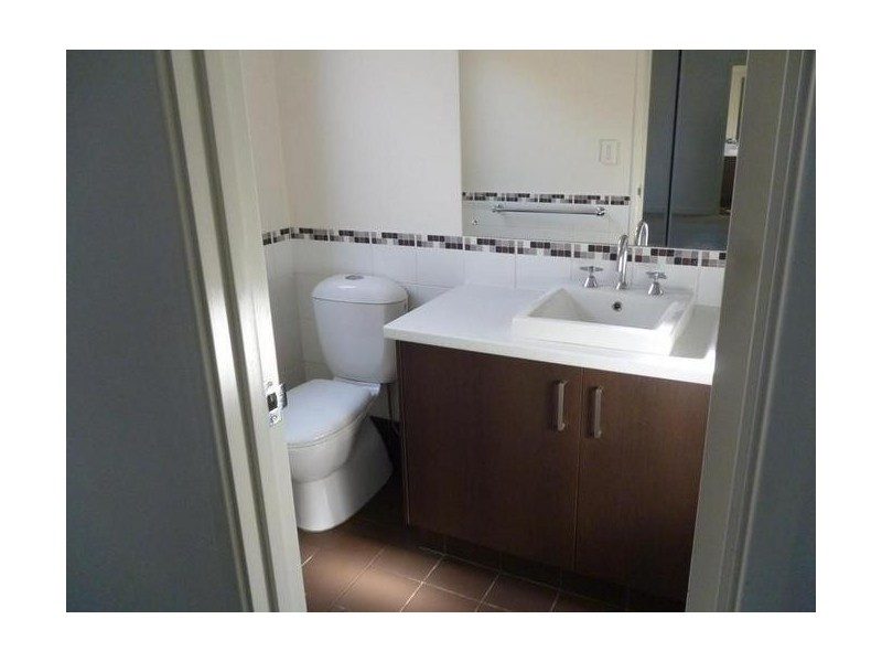 B/15 Steyning Way, Westminster WA 6061