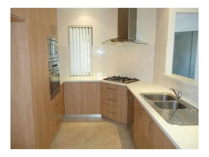 B/15 Steyning Way, Westminster WA 6061