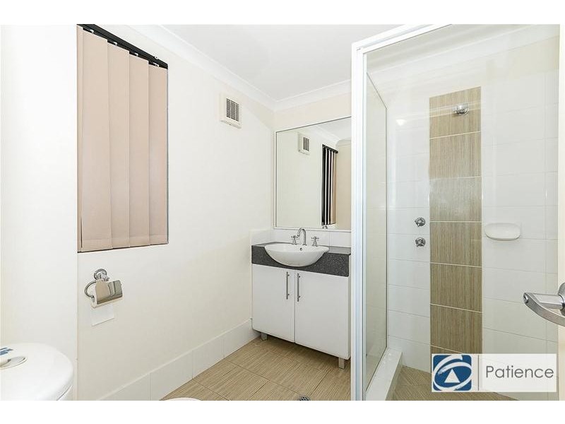 30/5 Eastleigh Loop, Currambine WA 6028