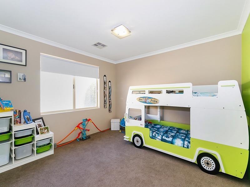 31 Eiffel Circuit, Tapping WA 6065