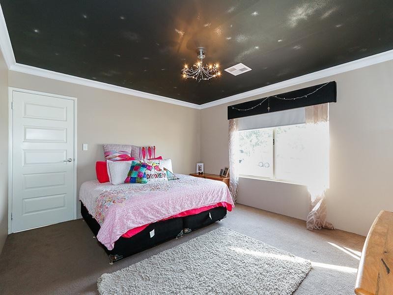 31 Eiffel Circuit, Tapping WA 6065