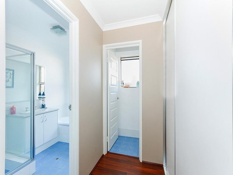 31 Eiffel Circuit, Tapping WA 6065