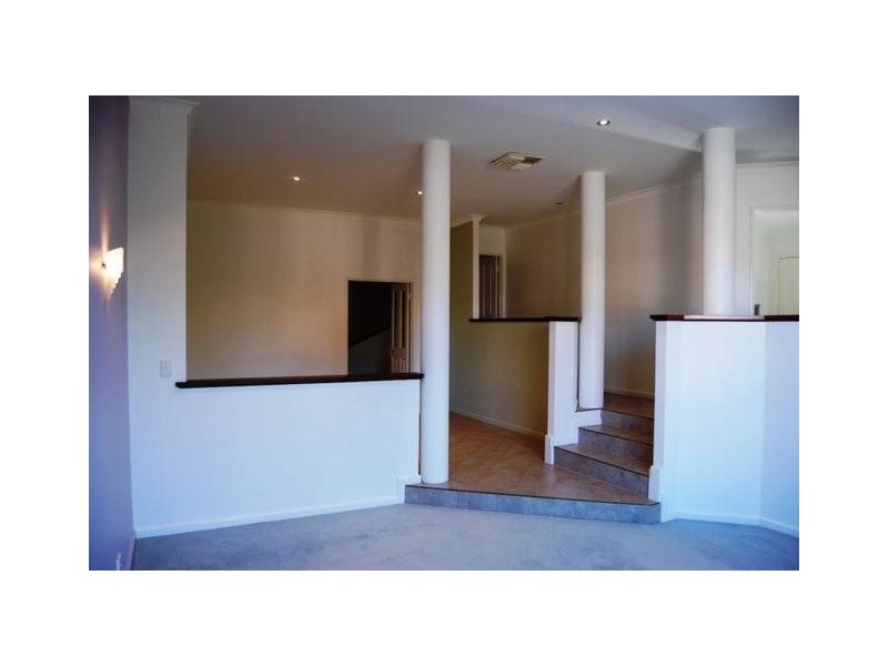 36 Streeton Promenade, Woodvale WA 6026