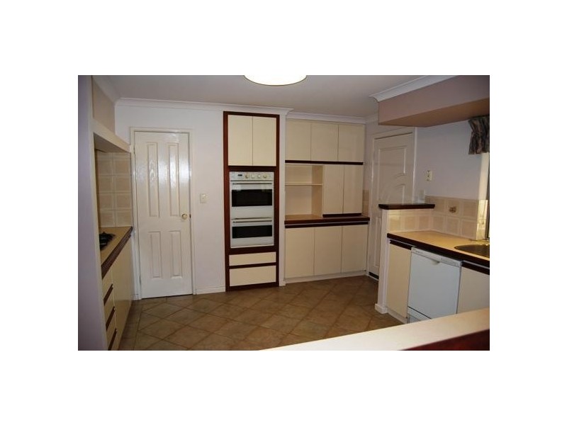 36 Streeton Promenade, Woodvale WA 6026