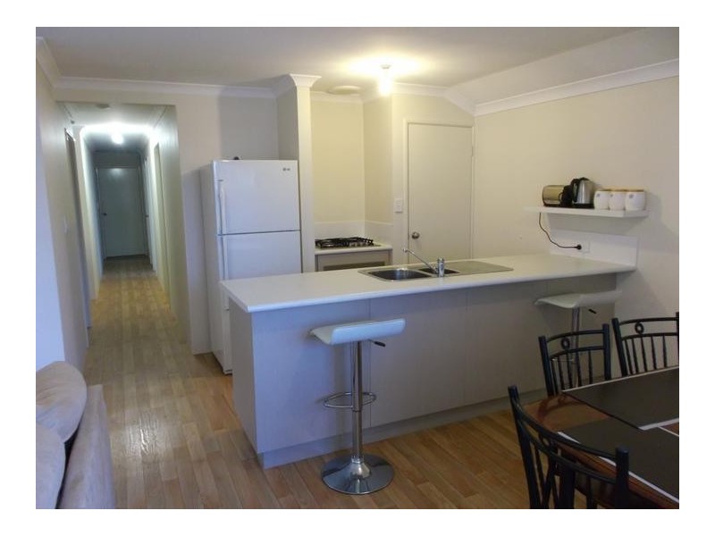 15 Bentham Turn, Banksia Grove WA 6031