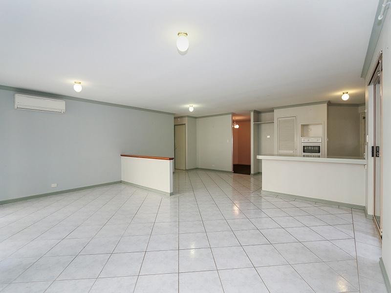 6 Swindon Lane, Currambine WA 6028