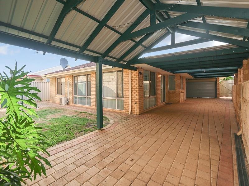 6 Swindon Lane, Currambine WA 6028
